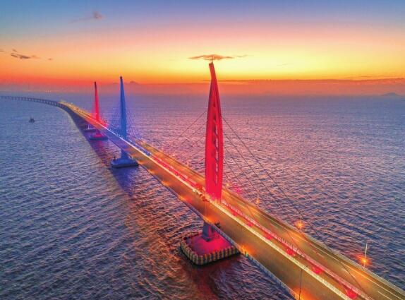 南方電網(wǎng)公司釋放改革能量 為“六穩(wěn)”“六?！痹鰟恿? width=