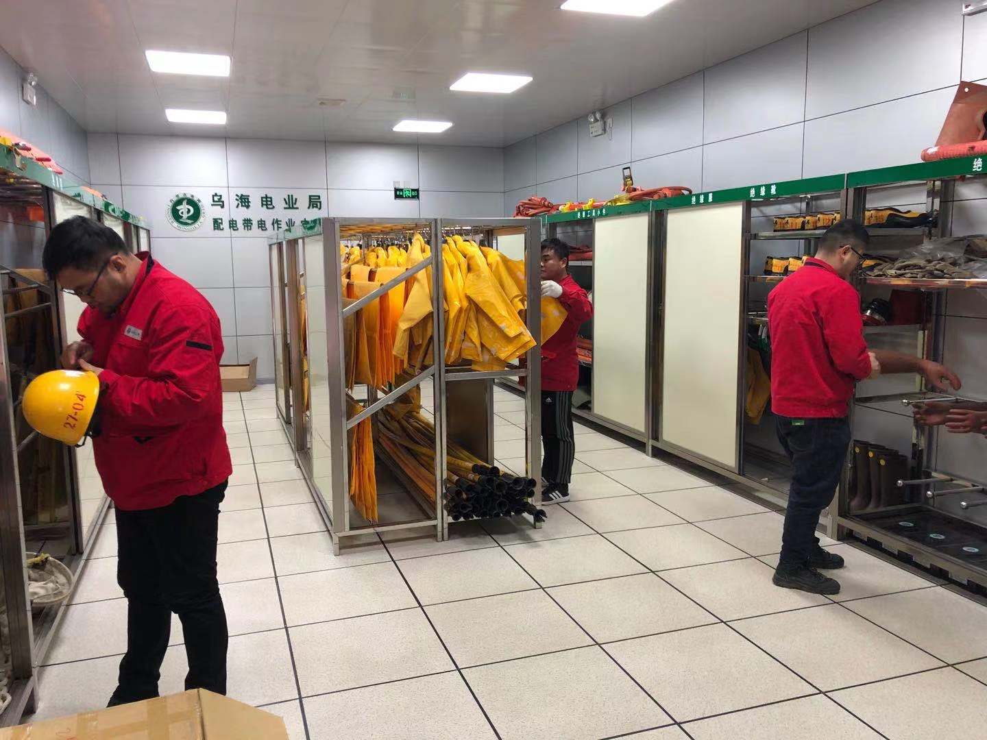 烏海電業(yè)局配電帶電作業(yè)中心：寒冬大檢查，新年保安全