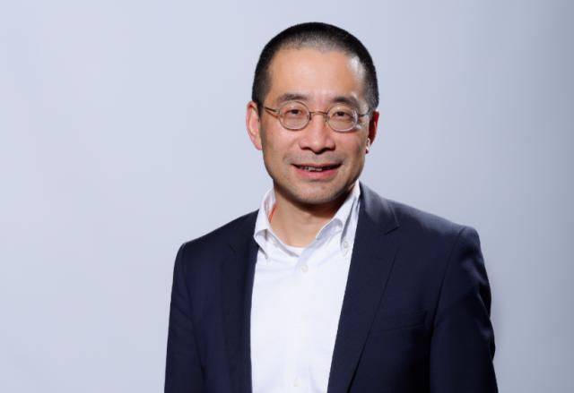 施耐德電氣全球執(zhí)行副總裁、中國區(qū)總裁尹正：提升能源效率助力實現(xiàn)碳中和