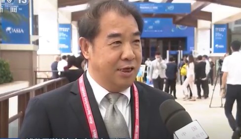 孟振平參加博鰲亞洲論壇2021年年會并調研公司部分在瓊企業(yè)強調，堅決貫徹落實習近平總書記重要講話精神堅持綠色發(fā)展 積極參與“一帶一路”國際合作繼續(xù)加大力度服務和融入海南自貿(mào)港建設