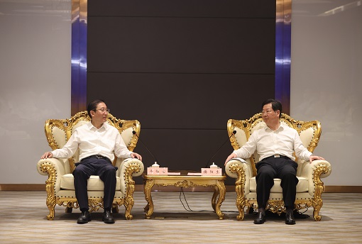 國家電網(wǎng)董事長、黨組書記辛保安拜會河南省委書記樓陽生、省長王凱