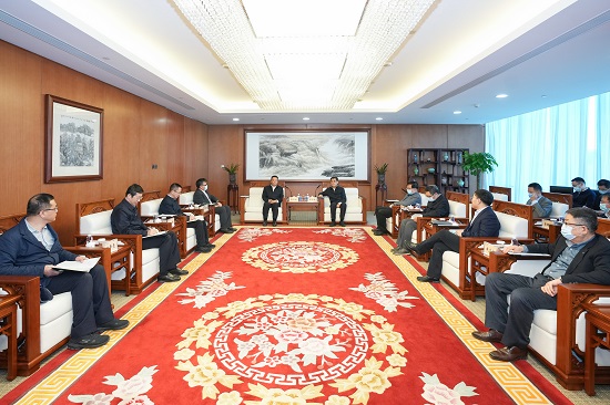 舒印彪鄧建玲會(huì)見哈電集團(tuán)董事長(zhǎng)曹志安、總經(jīng)理吳偉章