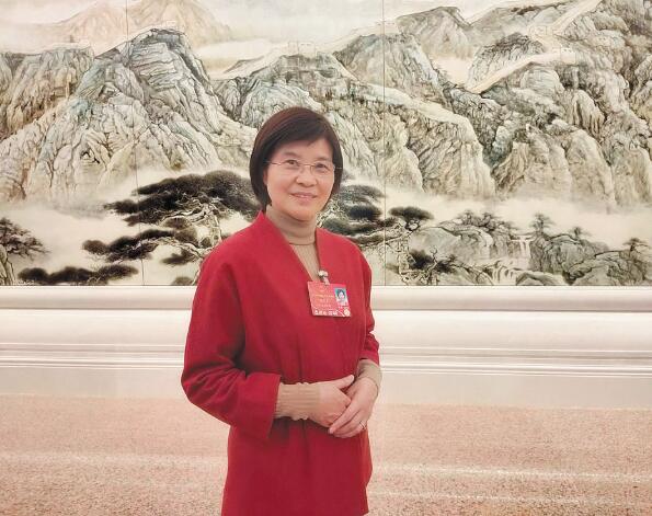 可靠電力助推紡織業(yè)綠色智能轉型——訪全國人大代表、江蘇陽光集團黨委書記、江蘇陽光股份有限公司董事長陳麗芬