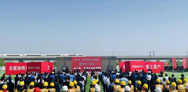 東方日升、晶科、阿特斯同時(shí)擴(kuò)產(chǎn)！