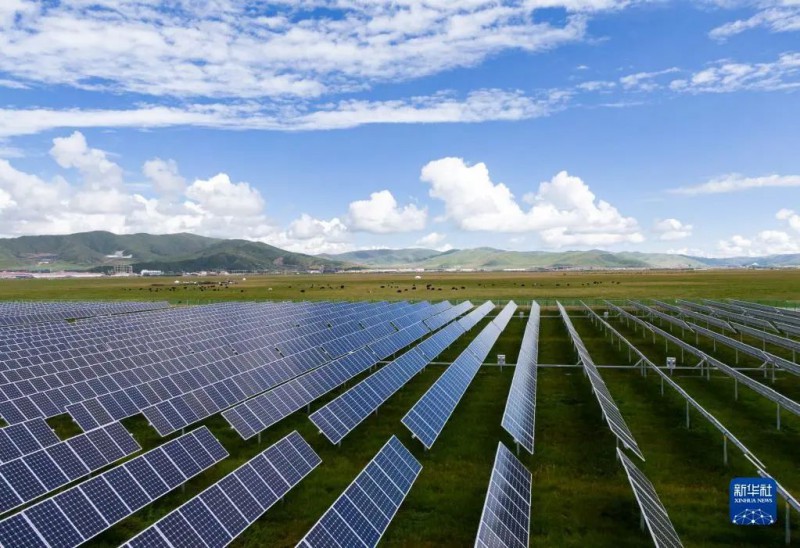 國家能源局章建華：加快推進能源轉型，大力發(fā)展風電和太陽能發(fā)電！