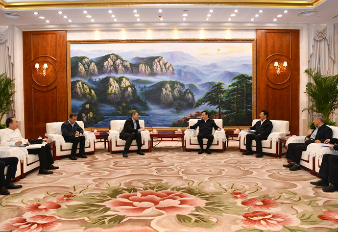 國(guó)家電投董事長(zhǎng)、黨組書記錢智民拜會(huì)寧夏回族自治區(qū)主要領(lǐng)導(dǎo)