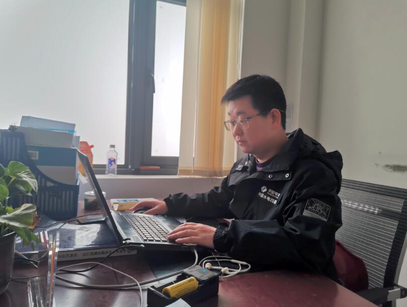 劉凡武：砥礪深耕志未泯，不負(fù)山河不負(fù)卿