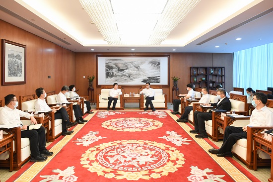 舒印彪鄧建玲會(huì)見保定市委書記黨曉龍、市長(zhǎng)閆繼紅
