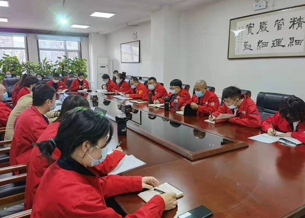 烏海市千里山供電公司：宣貫《車輛管理標(biāo)準(zhǔn)》，加強(qiáng)車輛日常管理
