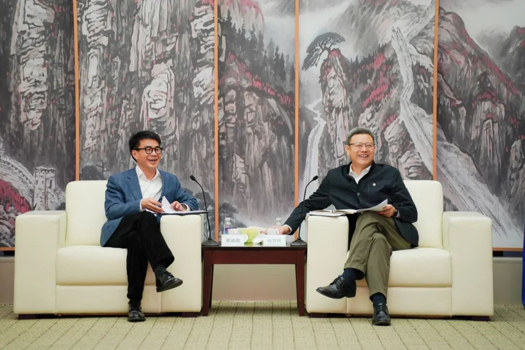 國家電投黨組書記、董事長錢智民會見申能集團黨委書記、董事長黃迪南