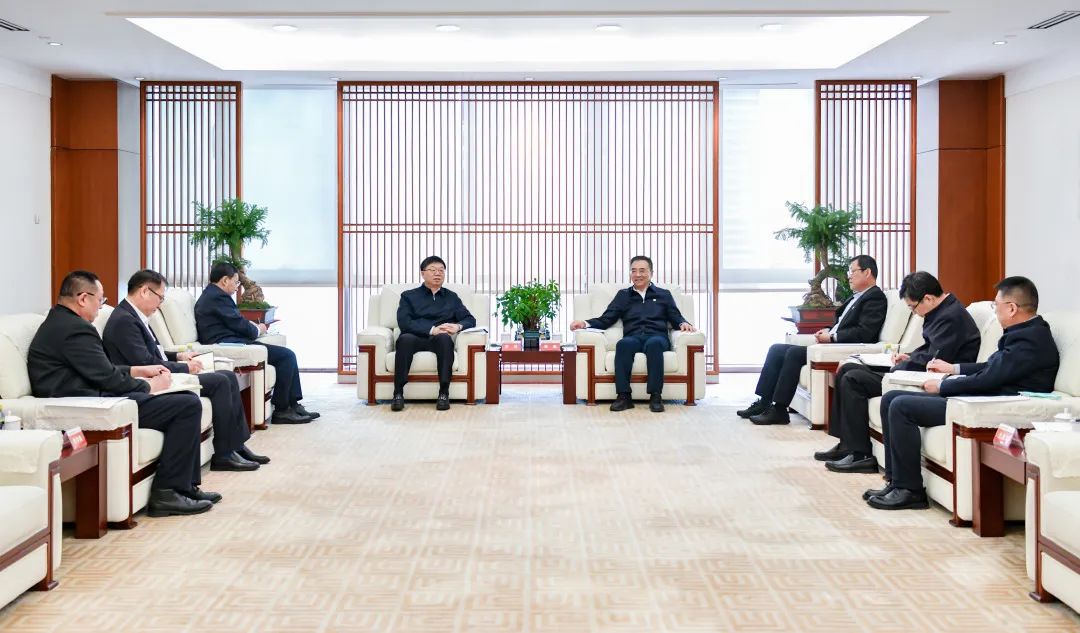 大唐集團(tuán)有限公司黨組書記、董事長鄒磊會(huì)見吉林省委常委、省委秘書長李偉
