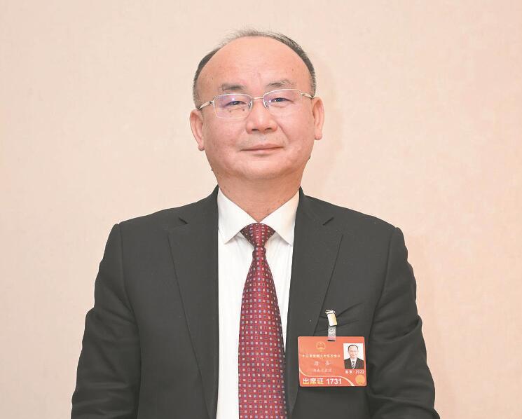 優(yōu)質(zhì)供電服務(wù)助力裝備制造業(yè)高質(zhì)量發(fā)展——訪全國(guó)人大代表、楚天科技股份有限公司董事長(zhǎng)兼總裁唐岳