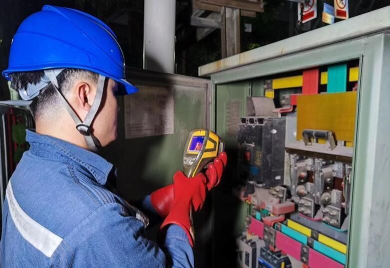 深圳供電局消除67條線路、237臺(tái)配變重滿載風(fēng)險(xiǎn)