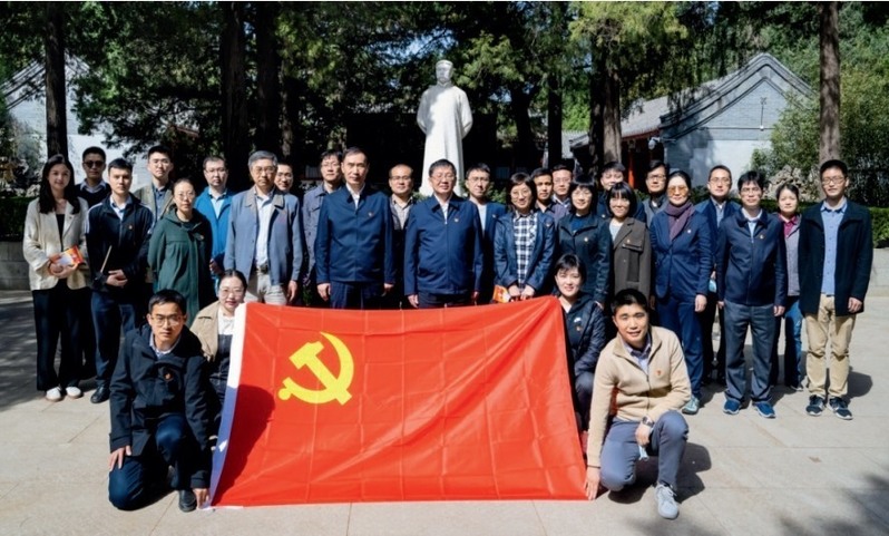 《旗幟》刊發(fā)國(guó)家能源局黨組書記、局長(zhǎng)章建華署名文章