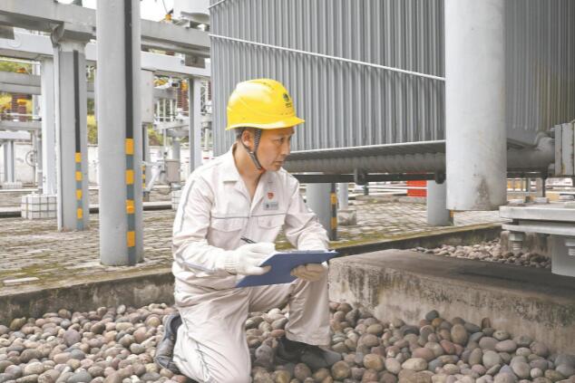 26年，變電運維一線的耕耘與創(chuàng)新——記全國五一勞動獎章獲得者池永