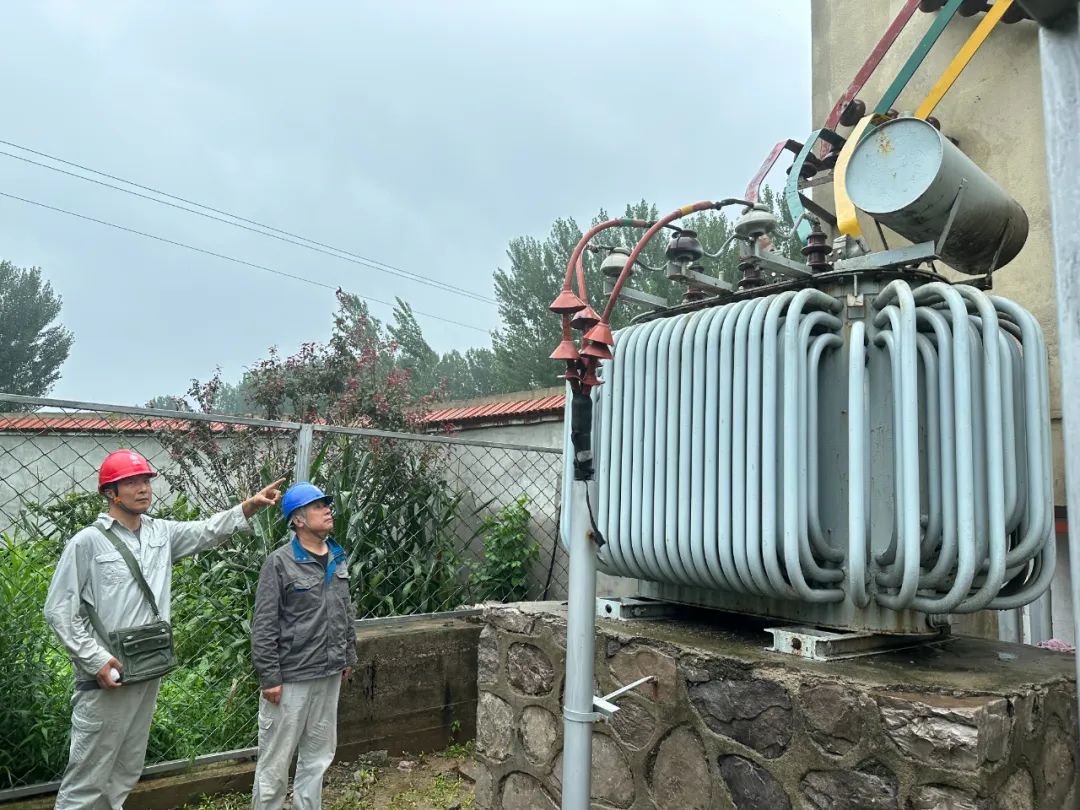 國網(wǎng)玉田縣供電公司：迎戰(zhàn)“杜蘇芮”，筑牢供電保障“堤壩”