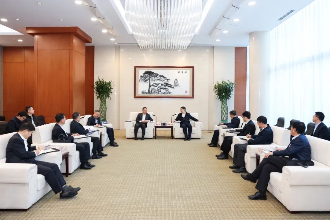 華能集團(tuán)黨組書記、董事長溫樞剛會(huì)見中國鐵建黨委書記、董事長汪建平