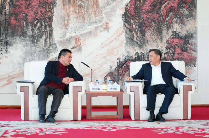 宋海良與“三新”聯(lián)盟成員遠東控股集團創(chuàng)始人、董事局主席蔣錫培會談