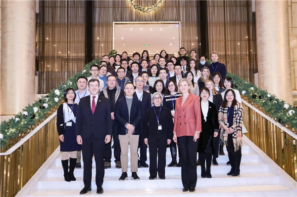 愛旭持續(xù)發(fā)力中歐新能源市場，為零碳未來注入更多活力