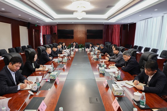華能集團(tuán)總經(jīng)理、黨組副書記鄧建玲拜訪中國進(jìn)出口銀行黨委副書記、行長任生俊