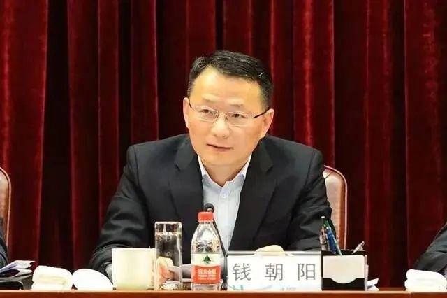 錢朝陽任中國南方電網(wǎng)有限責任公司董事總經(jīng)理、黨組副書記
