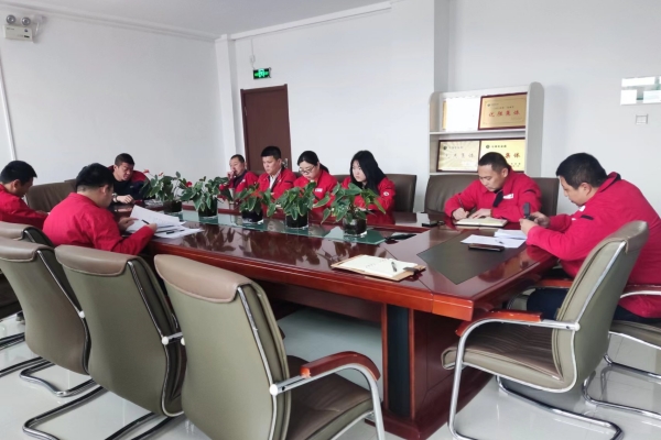 內(nèi)蒙古電力集團烏海千里山供電公司：嚴明紀律，廉潔過節(jié)