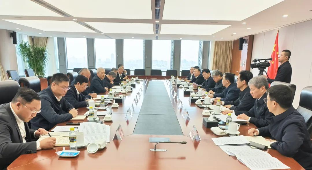 中國一重董事長徐鵬一行拜訪國家能源集團黨組書記、董事長劉國躍