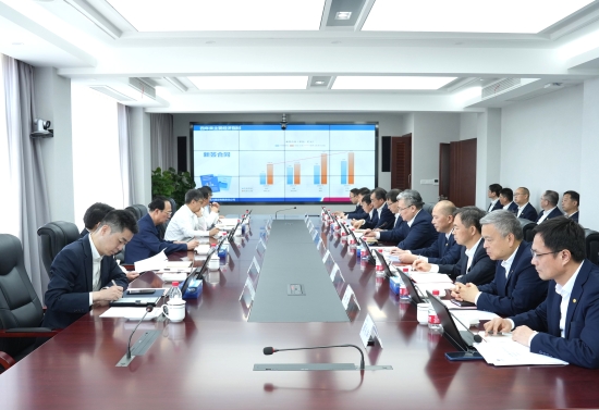 中國(guó)電建黨委書記、董事長(zhǎng)丁焰章赴上海片區(qū)子企業(yè)調(diào)研指導(dǎo)工作