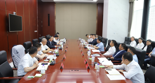 中國(guó)電建黨委常委、副總經(jīng)理劉源源與晉能控股集團(tuán)黨委書(shū)記、董事長(zhǎng)李國(guó)彪舉行會(huì)談
