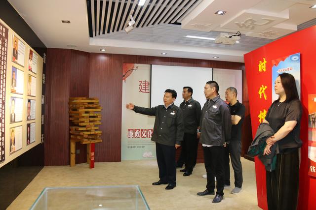 國(guó)網(wǎng)通許縣供電公司筑牢警示教育防線(xiàn) 強(qiáng)化黨紀(jì)學(xué)習(xí)教育