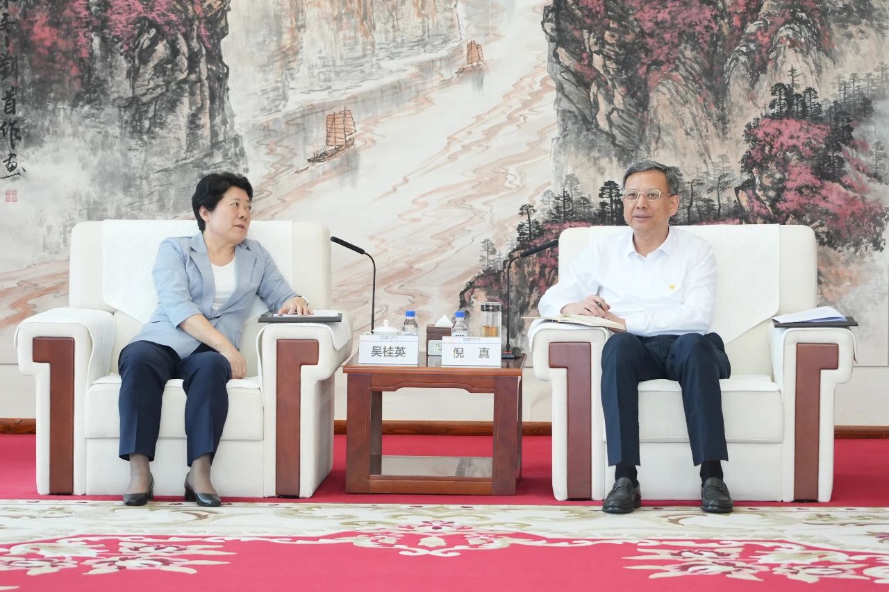 中國能建黨委副書記、總經(jīng)理倪真與湖南省委常委、長沙市委書記吳桂英會談