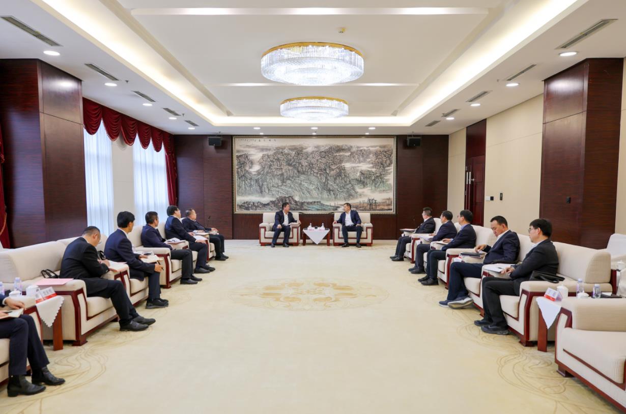 大唐甘肅公司黨委書記、董事長(zhǎng)王建偉拜會(huì)國網(wǎng)甘肅省電力公司董事長(zhǎng)、黨委書記林一凡