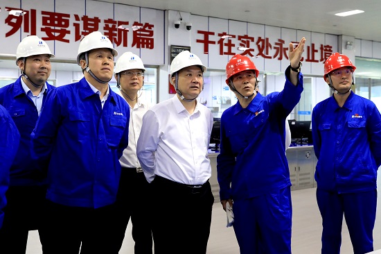 中國華能集團(tuán)董事長溫樞剛到鶴崗電廠、伊春熱電督導(dǎo)調(diào)研生態(tài)環(huán)保及安全生產(chǎn)工作